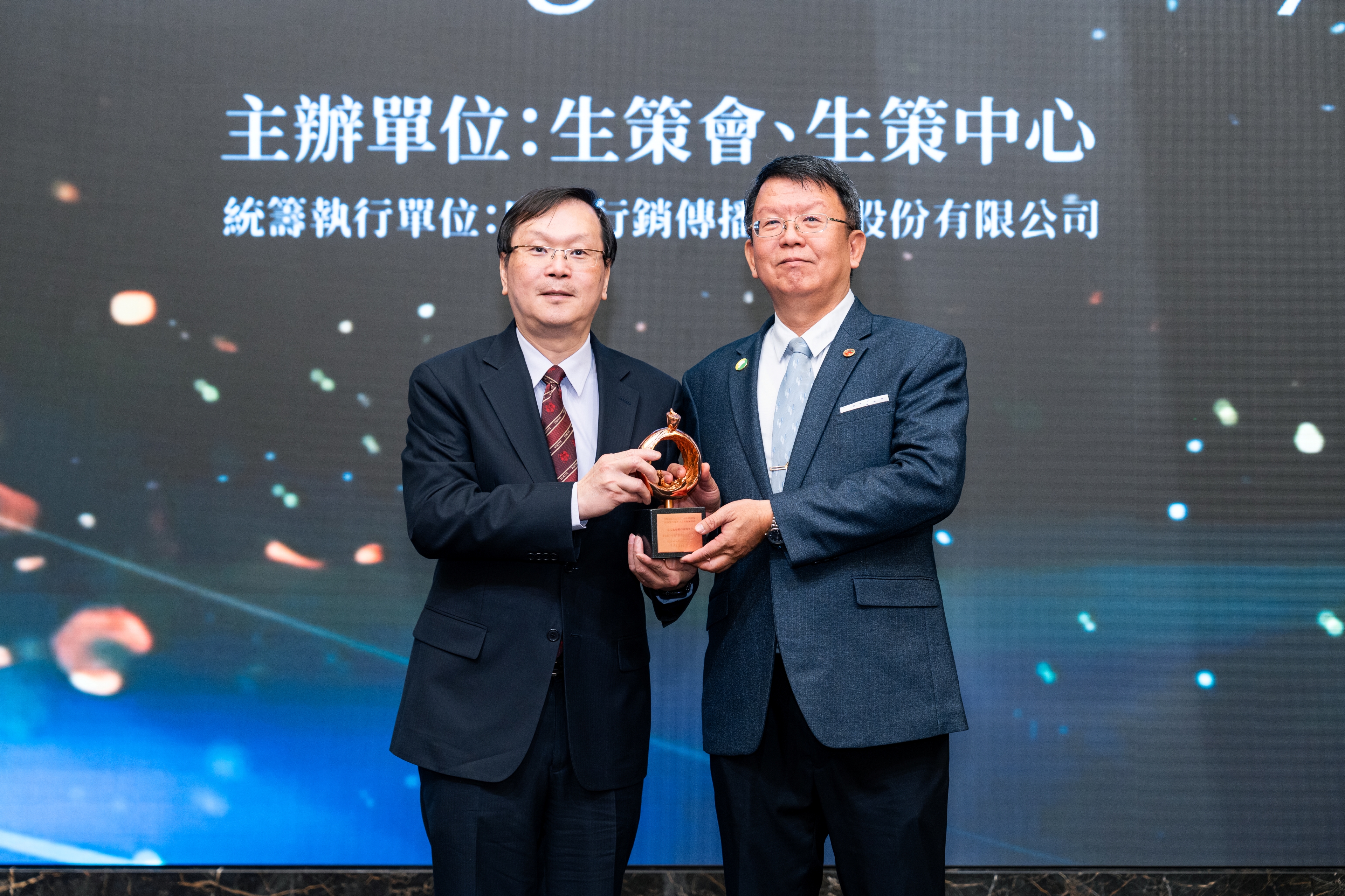 “Collagen Ophthalmic Matrix” was honored with the Bronze Award in the Medical & Healthcare Devices Category (Reagents & Consumables Group) at the 2025 National Biotechnology and Medical Care Quality Awards.